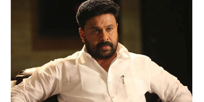 നടിയെ ആക്രമിച്ച കേസ് : ദിലീപിന്റേതടക്കം ആറ് പ്രതികളുടെ മുൻകൂർ ജാമ്യാപേക്ഷ ഹൈക്കോടതി ഇന്ന് പരിഗണിക്കും നടിയെ ആക്രമിച്ച കേസ് : ദിലീപിന്റേതടക്കം ആറ് പ്രതികളുടെ മുൻകൂർ ജാമ്യാപേക്ഷ ഹൈക്കോടതി ഇന്ന് പരിഗണിക്കും