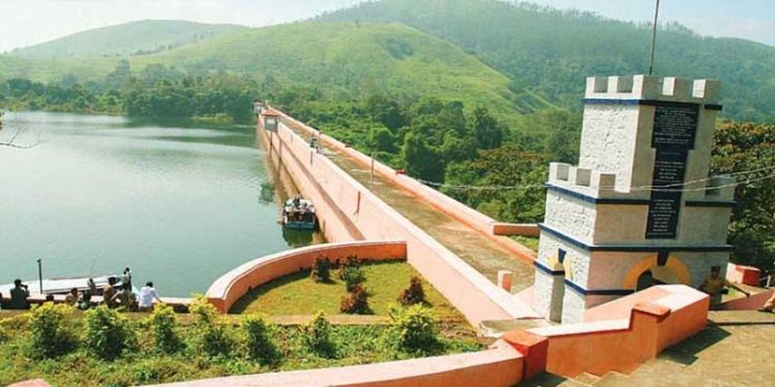 പിന്നോട്ടില്ലെന്ന് ഉറപ്പിച്ച് തമിഴ്നാട് ; ജലനിരപ്പ് 152 അടിയാക്കുമെന്ന് സർക്കാർ പിന്നോട്ടില്ലെന്ന് ഉറപ്പിച്ച് തമിഴ്നാട് ; ജലനിരപ്പ് 152 അടിയാക്കുമെന്ന് സർക്കാർ