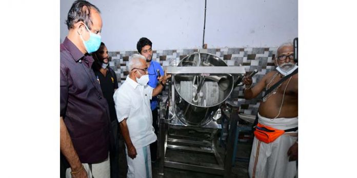 ശബരിമല ; അന്നദാന മണ്ഡപത്തില് പാചകത്തിന് ആധുനിക ഉപകരണങ്ങള് ശബരിമല ; അന്നദാന മണ്ഡപത്തില് പാചകത്തിന് ആധുനിക ഉപകരണങ്ങള്