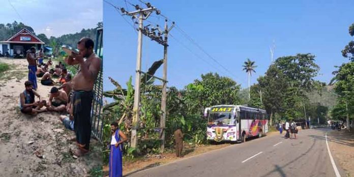 ശബരിമല തീര്ത്ഥാടകര് തമ്പടിക്കുന്ന അത്തിക്കയം അറയ്ക്കമൺ ജംഗ്ഷനില് സൗകര്യങ്ങളെക്കാളേറെ അസൗകര്യങ്ങള് ശബരിമല തീര്ത്ഥാടകര് തമ്പടിക്കുന്ന അത്തിക്കയം അറയ്ക്കമൺ ജംഗ്ഷനില് സൗകര്യങ്ങളെക്കാളേറെ അസൗകര്യങ്ങള്