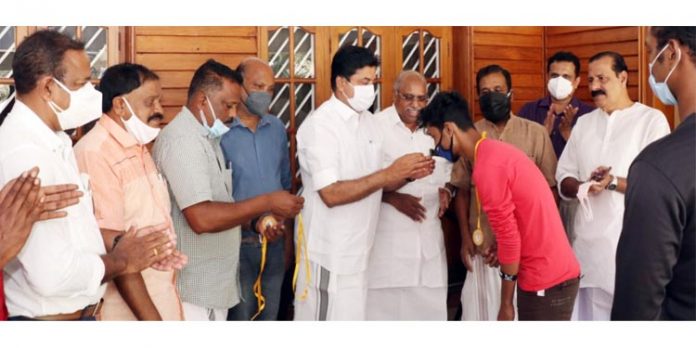 ജില്ലാ ഒളിംബിക്സ് ഗെയിംസ് മത്സരങ്ങൾ സമാപിച്ചു ജില്ലാ ഒളിംബിക്സ് ഗെയിംസ് മത്സരങ്ങൾ സമാപിച്ചു
