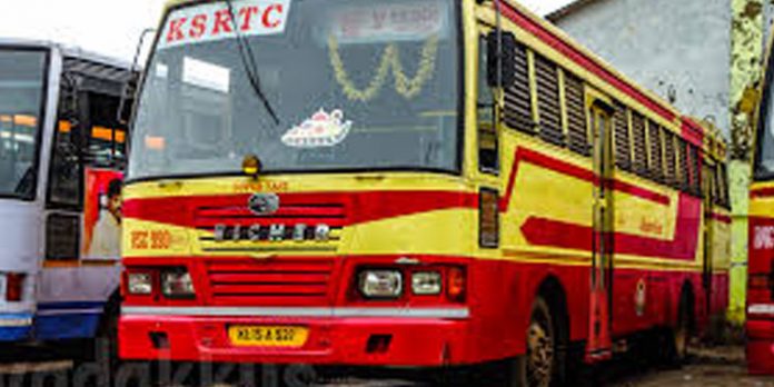 രാത്രി ബസ് യാത്രയ്ക്ക് 40ശതമാനം അധിക നിരക്ക് ഈടാക്കാന് തീരുമാനം രാത്രി ബസ് യാത്രയ്ക്ക് 40ശതമാനം അധിക നിരക്ക് ഈടാക്കാന് തീരുമാനം
