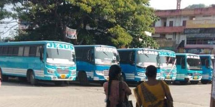 ബസ് ഡ്രൈവര്ക്ക് മര്ദ്ദനമേറ്റ സംഭവത്തില് പ്രതിഷേധം ; സ്വകാര്യ ബസുകള് ട്രിപ്പു മുടക്കി ബസ് ഡ്രൈവര്ക്ക് മര്ദ്ദനമേറ്റ സംഭവത്തില് പ്രതിഷേധം ; സ്വകാര്യ ബസുകള് ട്രിപ്പു മുടക്കി