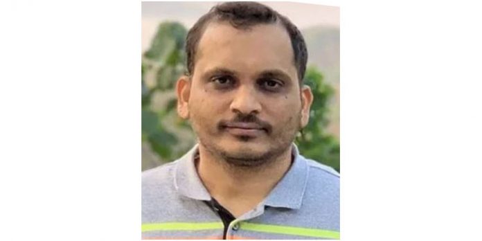കണ്ണൂരിൽ ഹോട്ടലുടമയെ കുത്തിക്കൊന്നു കണ്ണൂരിൽ ഹോട്ടലുടമയെ കുത്തിക്കൊന്നു
