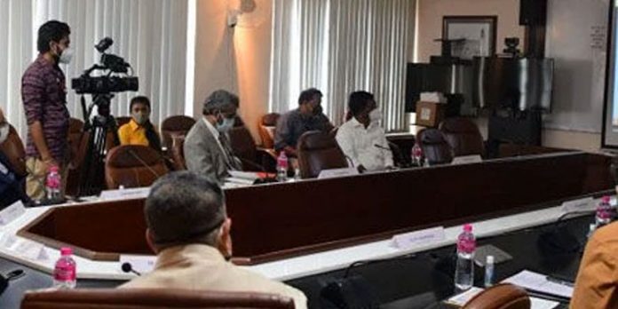 ഹരിതോര്ജ്ജ വികസനത്തിന്റെ ഭാഗമായി ക്ലീന് എനര്ജി ഇന്കുബേഷന് സെന്റര് ; ധാരണാ പത്രം ഒപ്പിട്ടു ഹരിതോര്ജ്ജ വികസനത്തിന്റെ ഭാഗമായി ക്ലീന് എനര്ജി ഇന്കുബേഷന് സെന്റര് ; ധാരണാ പത്രം ഒപ്പിട്ടു