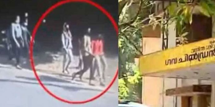 ചില്ഡ്രന്സ് ഹോമില് നിന്ന് പെണ്കുട്ടികള് ചാടിപ്പോയ സംഭവം ; ഉദ്യോഗസ്ഥര്ക്കെതിരെ നടപടി ചില്ഡ്രന്സ് ഹോമില് നിന്ന് പെണ്കുട്ടികള് ചാടിപ്പോയ സംഭവം ; ഉദ്യോഗസ്ഥര്ക്കെതിരെ നടപടി