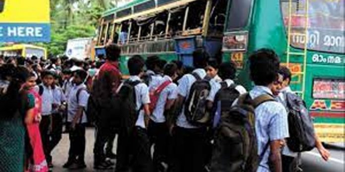 വിദ്യാർഥികളുടെ നിരക്ക് ഇളവ് : 17 വയസ്സിൽ കൂടരുത് – ഇളവ് ബി.പി.എല്ലിന് മാത്രം വിദ്യാർഥികളുടെ നിരക്ക് ഇളവ് : 17 വയസ്സിൽ കൂടരുത് – ഇളവ് ബി.പി.എല്ലിന് മാത്രം