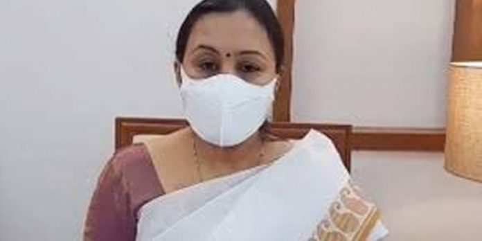 ക്യാൻസർ ചികിത്സാ രംഗത്തെ വെല്ലുവിളി നേരിടാൻ ആരോഗ്യവകുപ്പ് ക്രിയാത്മകമായി ഇടപെടുന്നു : മന്ത്രി വീണാ ജോർജ് ക്യാൻസർ ചികിത്സാ രംഗത്തെ വെല്ലുവിളി നേരിടാൻ ആരോഗ്യവകുപ്പ് ക്രിയാത്മകമായി ഇടപെടുന്നു : മന്ത്രി വീണാ ജോർജ്