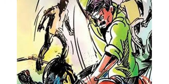 മംഗലപുരത്ത് ഗുണ്ടകളുടെ അക്രമത്തില് രണ്ട് പേർക്ക് പരിക്കേറ്റു മംഗലപുരത്ത് ഗുണ്ടകളുടെ അക്രമത്തില് രണ്ട് പേർക്ക് പരിക്കേറ്റു
