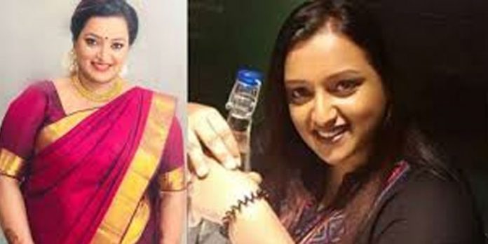 തന്നെ നശിപ്പിച്ചത് ശിവശങ്കറാണ്; താന് ബുക്ക് എഴുതിയാല് പലരും ഒളിവില് പോകേണ്ടിവരും – സ്വപ്ന സുരേഷ് തന്നെ നശിപ്പിച്ചത് ശിവശങ്കറാണ്; താന് ബുക്ക് എഴുതിയാല് പലരും ഒളിവില് പോകേണ്ടിവരും – സ്വപ്ന സുരേഷ്