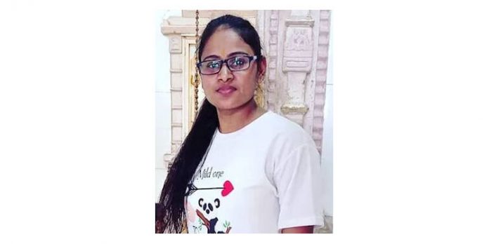 ഇരുപത്തിയേഴുകാരിയായ സര്ക്കാര് ഉദ്യോഗസ്ഥയുടെ മൃതദേഹം വീട്ടിലെ വാട്ടര് ടാങ്കിനുള്ളില് കണ്ടെത്തി ഇരുപത്തിയേഴുകാരിയായ സര്ക്കാര് ഉദ്യോഗസ്ഥയുടെ മൃതദേഹം വീട്ടിലെ വാട്ടര് ടാങ്കിനുള്ളില് കണ്ടെത്തി