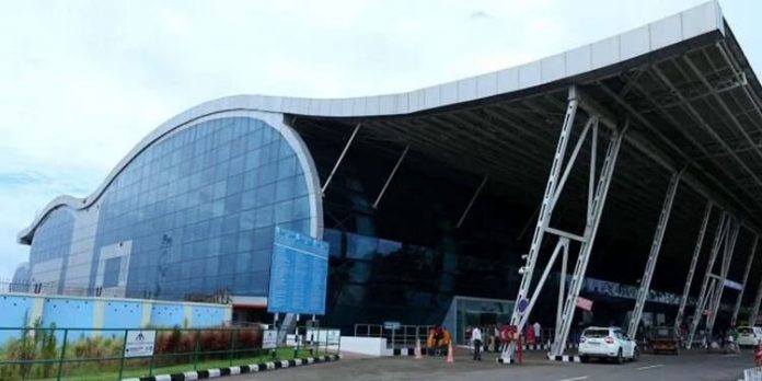 തിരുവനന്തപുരം രാജ്യാന്തര വിമാനത്താവളത്തില് പ്രവര്ത്തിക്കുന്ന എക്സ്പോര്ട്ടിങ് കാര്ഗോ മാറ്റാന് അദാനി ഗ്രൂപ്പിന്റെ നിര്ദേശം തിരുവനന്തപുരം രാജ്യാന്തര വിമാനത്താവളത്തില് പ്രവര്ത്തിക്കുന്ന എക്സ്പോര്ട്ടിങ് കാര്ഗോ മാറ്റാന് അദാനി ഗ്രൂപ്പിന്റെ നിര്ദേശം