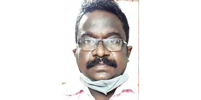 പെണ്കുട്ടിയെ ജോലി വാഗ്ദാനംചെയ്ത് റിസോര്ട്ടിലെത്തിച്ച് പീഡിപ്പിക്കാന് ശ്രമം ; കോണ്ഗ്രസ് പ്രാദേശിക നേതാവും കൂട്ടാളിയും പിടിയില് പെണ്കുട്ടിയെ ജോലി വാഗ്ദാനംചെയ്ത് റിസോര്ട്ടിലെത്തിച്ച് പീഡിപ്പിക്കാന് ശ്രമം ; കോണ്ഗ്രസ് പ്രാദേശിക നേതാവും കൂട്ടാളിയും പിടിയില്