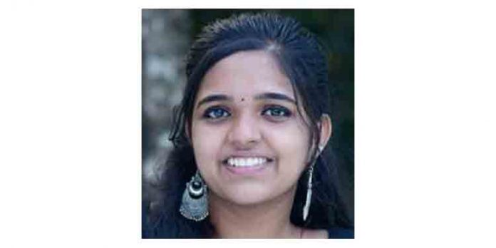 വിദ്യാർഥിനിയെ വീട്ടുവളപ്പിലെ കിണറ്റിൽ മരിച്ച നിലയിൽ കണ്ടെത്തി വിദ്യാർഥിനിയെ വീട്ടുവളപ്പിലെ കിണറ്റിൽ മരിച്ച നിലയിൽ കണ്ടെത്തി