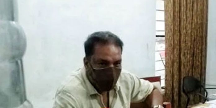 കൊച്ചിയിലെ നമ്പർ 18 ഹോട്ടലുടമ റോയ് വയലാട്ടിനെതിരെ പോക്സോ കേസ് കൊച്ചിയിലെ നമ്പർ 18 ഹോട്ടലുടമ റോയ് വയലാട്ടിനെതിരെ പോക്സോ കേസ്