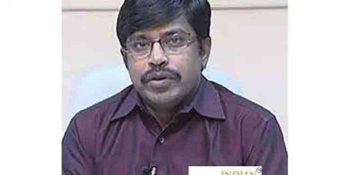 രാജമാണിക്യം ഐഎഎസ് സഞ്ചരിച്ച കാര് അപകടത്തില്പ്പെട്ടു രാജമാണിക്യം ഐഎഎസ് സഞ്ചരിച്ച കാര് അപകടത്തില്പ്പെട്ടു