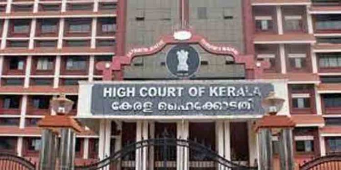 ഹര്ജി ഹൈക്കോടതി തള്ളി ; പി.വി അന്വര് എംഎല്എയുടെ ഭാര്യാപിതാവിന്റെ ഭൂമിയില് റോപ് വേ പൊളിക്കണം ഹര്ജി ഹൈക്കോടതി തള്ളി ; പി.വി അന്വര് എംഎല്എയുടെ ഭാര്യാപിതാവിന്റെ ഭൂമിയില് റോപ് വേ പൊളിക്കണം