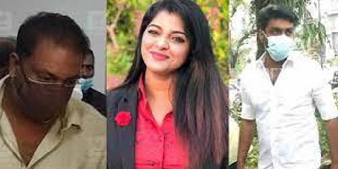 പെണ്കുട്ടിയെ പീഡിപ്പിച്ച കേസുമായി ബന്ധപ്പെട്ട് തനിക്കെതിരെ ഉയരുന്ന ആക്ഷേപങ്ങള് പരാതിക്കാരിയുടെ തന്ത്രം : അഞ്ജലി റീമ ദേവ് പെണ്കുട്ടിയെ പീഡിപ്പിച്ച കേസുമായി ബന്ധപ്പെട്ട് തനിക്കെതിരെ ഉയരുന്ന ആക്ഷേപങ്ങള് പരാതിക്കാരിയുടെ തന്ത്രം : അഞ്ജലി റീമ ദേവ്