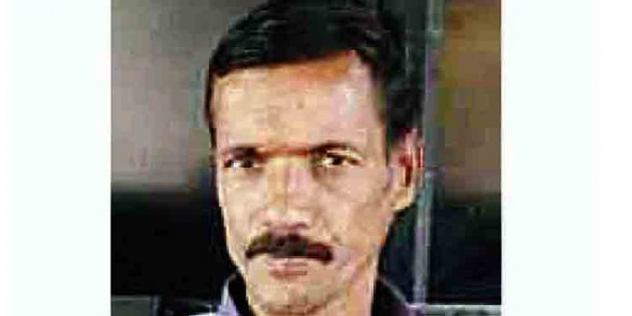 വീട് ആക്രമിച്ച് താമസക്കാരെ പുറത്താക്കിയ സംഭവത്തില് അയല്വാസി അറസ്റ്റില് വീട് ആക്രമിച്ച് താമസക്കാരെ പുറത്താക്കിയ സംഭവത്തില് അയല്വാസി അറസ്റ്റില്