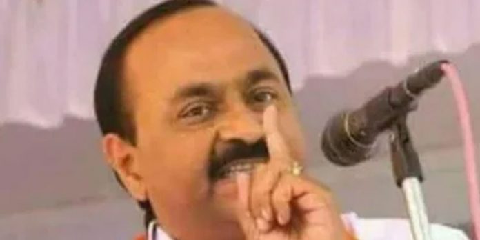 സിൽവർ ലൈൻ പദ്ധതിക്ക് അനുമതിയെന്നത് വ്യാജ പ്രചാരണം : വി.ഡി സതീശൻ സിൽവർ ലൈൻ പദ്ധതിക്ക് അനുമതിയെന്നത് വ്യാജ പ്രചാരണം : വി.ഡി സതീശൻ