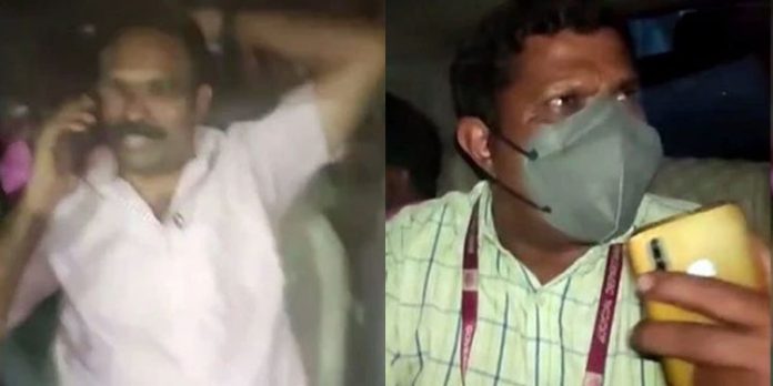 മദ്യലഹരിയില് വാഹനമോടിച്ച് അപകടമുണ്ടാക്കിയ കോടതി ജീവനക്കാര് ഉള്പ്പെടുന്ന സംഘത്തെ നാട്ടുകാര് പിടിച്ച് പൊലീസിലേല്പ്പിച്ചു മദ്യലഹരിയില് വാഹനമോടിച്ച് അപകടമുണ്ടാക്കിയ കോടതി ജീവനക്കാര് ഉള്പ്പെടുന്ന സംഘത്തെ നാട്ടുകാര് പിടിച്ച് പൊലീസിലേല്പ്പിച്ചു