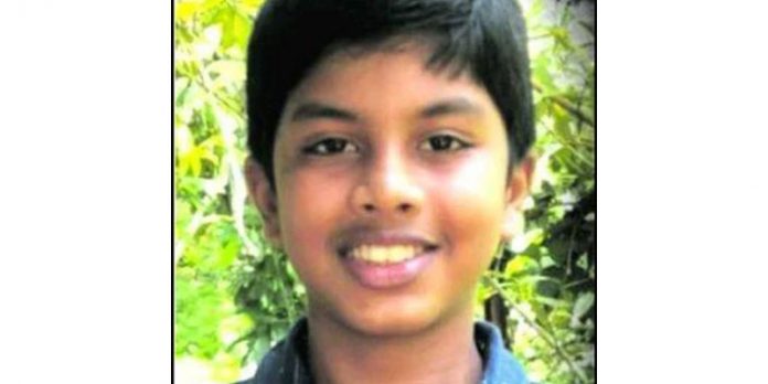 പതിനൊന്നുകാരന് ഹോട്ടലിലെ സ്വിമ്മിംഗ് പൂളില് മുങ്ങി മരിച്ചു പതിനൊന്നുകാരന് ഹോട്ടലിലെ സ്വിമ്മിംഗ് പൂളില് മുങ്ങി മരിച്ചു