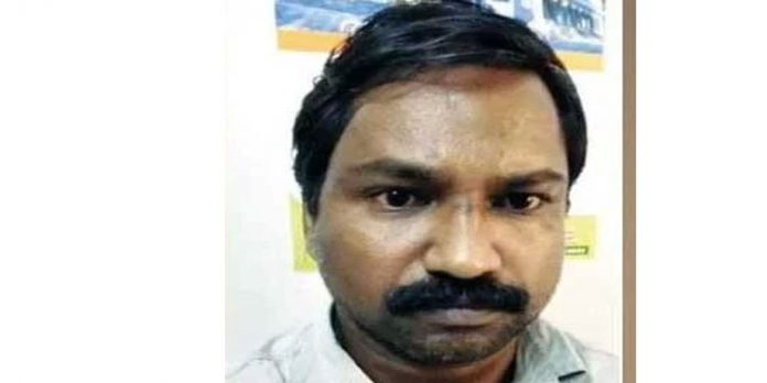 കണ്ടത്തുവയല് ഇരട്ടക്കൊലപാതകം പ്രതികുറ്റക്കാരനെന്ന് കോടതി ; ശിക്ഷ തിങ്കളാഴ്ച വിധിക്കും കണ്ടത്തുവയല് ഇരട്ടക്കൊലപാതകം പ്രതികുറ്റക്കാരനെന്ന് കോടതി ; ശിക്ഷ തിങ്കളാഴ്ച വിധിക്കും