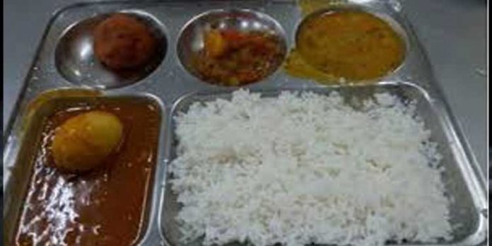 ഹോസ്റ്റലില് നിന്ന് ഭക്ഷണം കഴിച്ച 30 വിദ്യാര്ത്ഥിനികള്ക്ക് ഭക്ഷ്യ വിഷബാധ ഹോസ്റ്റലില് നിന്ന് ഭക്ഷണം കഴിച്ച 30 വിദ്യാര്ത്ഥിനികള്ക്ക് ഭക്ഷ്യ വിഷബാധ