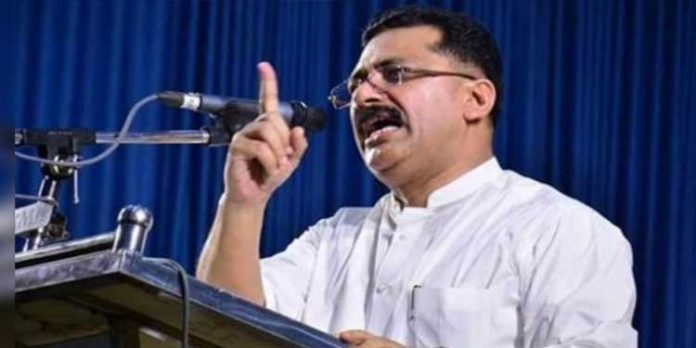 ഫാദര് കോട്ടൂരിന് പരോള് അനുവദിച്ചതില് ലോകായുക്ത ജസ്റ്റിസ് സിറിയക് ജോസഫിന്റെ കറുത്ത കൈകള് പ്രവര്ത്തിച്ചു : കെ.ടി ജലീല് ഫാദര് കോട്ടൂരിന് പരോള് അനുവദിച്ചതില് ലോകായുക്ത ജസ്റ്റിസ് സിറിയക് ജോസഫിന്റെ കറുത്ത കൈകള് പ്രവര്ത്തിച്ചു : കെ.ടി ജലീല്