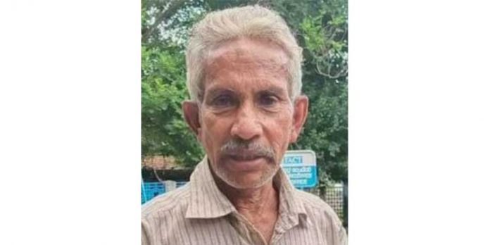കൂവളത്തിന്റെ ഇല പറിക്കാന് മരത്തില് കയറിയ വയോധികന് മരിച്ചു കൂവളത്തിന്റെ ഇല പറിക്കാന് മരത്തില് കയറിയ വയോധികന് മരിച്ചു
