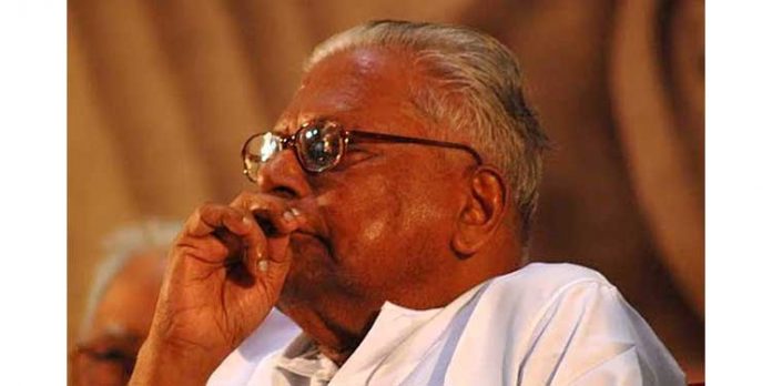 വിഎസ് പങ്കെടുക്കാത്ത ആദ്യ സംസ്ഥാന സമ്മേളനം ; മകൻ അരുണ്കുമാറിന്റെ ഫേസ്ബുക്ക് പോസ്റ്റ് വൈറലാകുന്നു വിഎസ് പങ്കെടുക്കാത്ത ആദ്യ സംസ്ഥാന സമ്മേളനം ; മകൻ അരുണ്കുമാറിന്റെ ഫേസ്ബുക്ക് പോസ്റ്റ് വൈറലാകുന്നു