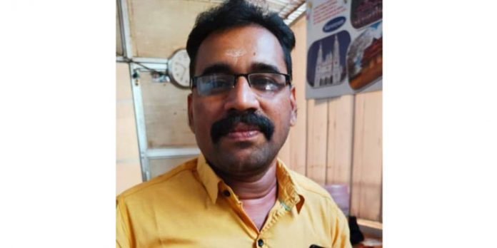 കുളത്തുമൺ സ്വദേശിക്ക് കേരള സംസ്ഥാന അക്ഷയ ഭാഗ്യക്കുറിയുടെ ഒന്നാം സമ്മാനം കുളത്തുമൺ സ്വദേശിക്ക് കേരള സംസ്ഥാന അക്ഷയ ഭാഗ്യക്കുറിയുടെ ഒന്നാം സമ്മാനം