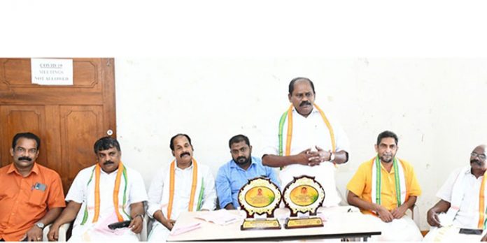 വൈദ്യുതി വകുപ്പിൽ അഴിമതിയും കെടുകാര്യസ്ഥതയും : പ്രൊഫ. സതീഷ് കൊച്ചുപറമ്പിൽ വൈദ്യുതി വകുപ്പിൽ അഴിമതിയും കെടുകാര്യസ്ഥതയും : പ്രൊഫ. സതീഷ് കൊച്ചുപറമ്പിൽ