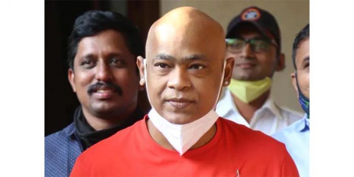 മദ്യപിച്ച് കാറോടിച്ച് മറ്റൊരു വാഹനത്തെ ഇടിച്ച സംഭവo : മുൻ ക്രിക്കറ്റ് താരം വിനോദ് കാംബ്ലി അറസ്റ്റിൽ മദ്യപിച്ച് കാറോടിച്ച് മറ്റൊരു വാഹനത്തെ ഇടിച്ച സംഭവo : മുൻ ക്രിക്കറ്റ് താരം വിനോദ് കാംബ്ലി അറസ്റ്റിൽ