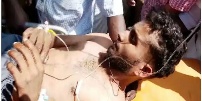 ചെറാട് മലയില് നിന്ന് സൈന്യം രക്ഷപ്പെടുത്തിയ ബാബു ഇന്ന് ആശുപത്രി വിട്ടേക്കും ചെറാട് മലയില് നിന്ന് സൈന്യം രക്ഷപ്പെടുത്തിയ ബാബു ഇന്ന് ആശുപത്രി വിട്ടേക്കും