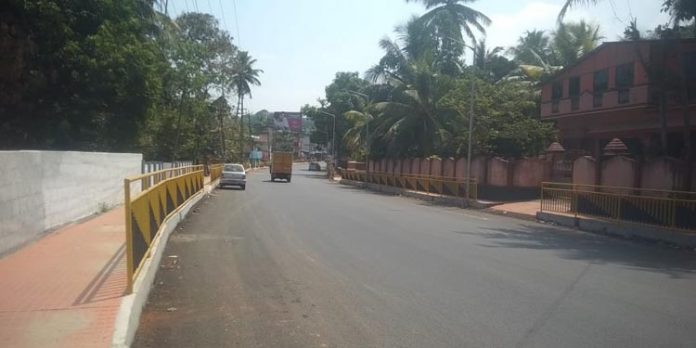 പുനലൂർ മൂവാറ്റുപുഴ സംസ്ഥാന പാത : പ്ലാച്ചേരി മുതൽ കോന്നി വരെയുള്ള റീച്ച് നിർമ്മാണം അവസാന ഘട്ടത്തിൽ പുനലൂർ മൂവാറ്റുപുഴ സംസ്ഥാന പാത : പ്ലാച്ചേരി മുതൽ കോന്നി വരെയുള്ള റീച്ച് നിർമ്മാണം അവസാന ഘട്ടത്തിൽ