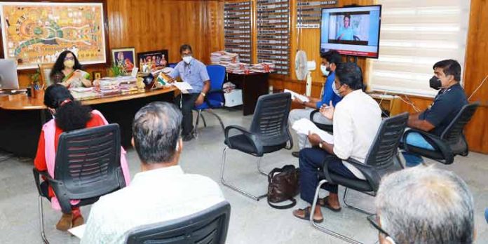 വന്യമൃഗങ്ങളില് നിന്നും കാര്ഷിക വിളയ്ക്ക് സംരക്ഷണം നല്കുന്ന പദ്ധതി വേഗം നടപ്പിലാക്കണം ; ജില്ലാ കളക്ടര് വന്യമൃഗങ്ങളില് നിന്നും കാര്ഷിക വിളയ്ക്ക് സംരക്ഷണം നല്കുന്ന പദ്ധതി വേഗം നടപ്പിലാക്കണം ; ജില്ലാ കളക്ടര്