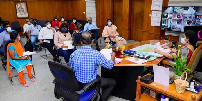 തൊഴില് അന്വേഷകര്ക്ക് പരമാവധി തൊഴില് പ്രദാനം ചെയ്യണം : ഡോ.ദിവ്യ എസ് അയ്യര് പറഞ്ഞു തൊഴില് അന്വേഷകര്ക്ക് പരമാവധി തൊഴില് പ്രദാനം ചെയ്യണം : ഡോ.ദിവ്യ എസ് അയ്യര് പറഞ്ഞു