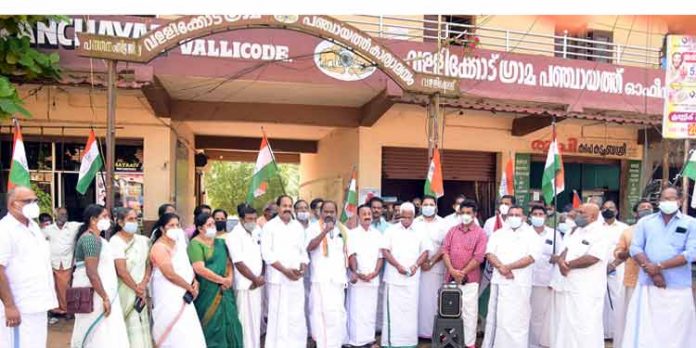 മില്മ പ്ലാന്റിന് ശുദ്ധജല പദ്ധതിയില് നിന്നും വെള്ളം നല്കുവാനുള്ള നീക്കം ജനവഞ്ചന ; പ്രൊഫ.സതീഷ് കൊച്ചുപറമ്പില് മില്മ പ്ലാന്റിന് ശുദ്ധജല പദ്ധതിയില് നിന്നും വെള്ളം നല്കുവാനുള്ള നീക്കം ജനവഞ്ചന ; പ്രൊഫ.സതീഷ് കൊച്ചുപറമ്പില്