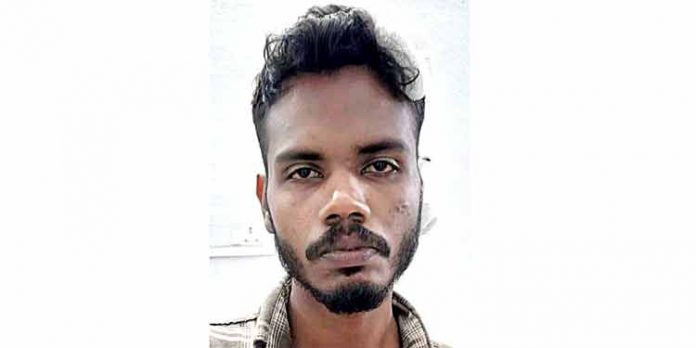 അച്ഛനെയും മുത്തച്ഛെനയും ആക്രമിച്ച യുവാവ് പോലീസ് പിടിയില് അച്ഛനെയും മുത്തച്ഛെനയും ആക്രമിച്ച യുവാവ് പോലീസ് പിടിയില്