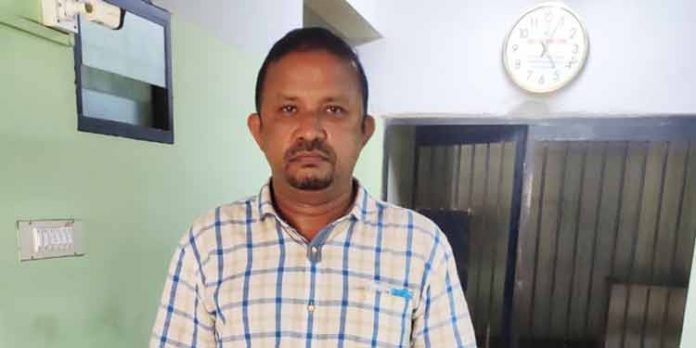 ഗാർഹിക പീഡനം ; അമ്മ നൽകിയ പരാതിയില് തൊഴിലാളി യൂണിയന് നേതാവ് അറസ്റ്റില് ഗാർഹിക പീഡനം ; അമ്മ നൽകിയ പരാതിയില് തൊഴിലാളി യൂണിയന് നേതാവ് അറസ്റ്റില്