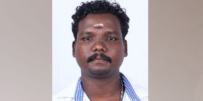 ദീപു കൊലക്കേസ് : കുറ്റപത്രം സമർപ്പിച്ചു ; ബ്രാഞ്ച് സെക്രട്ടറിയടക്കം നാല് സിപിഎമ്മുകാർ പ്രതികൾ ദീപു കൊലക്കേസ് : കുറ്റപത്രം സമർപ്പിച്ചു ; ബ്രാഞ്ച് സെക്രട്ടറിയടക്കം നാല് സിപിഎമ്മുകാർ പ്രതികൾ