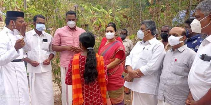 ആരോഗ്യമന്ത്രി വീണാജോര്ജിന്റെ ഇടപെടലില് ഗ്രെയ്സിന്റെ വീടിന് ജപ്തി ഒഴിവായി ആരോഗ്യമന്ത്രി വീണാജോര്ജിന്റെ ഇടപെടലില് ഗ്രെയ്സിന്റെ വീടിന് ജപ്തി ഒഴിവായി
