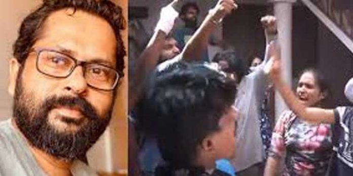 വിദ്യാര്ത്ഥിനിയെ പീഡിപ്പിച്ച പരാതിയില് അധ്യാപകന് അറസ്റ്റില് വിദ്യാര്ത്ഥിനിയെ പീഡിപ്പിച്ച പരാതിയില് അധ്യാപകന് അറസ്റ്റില്