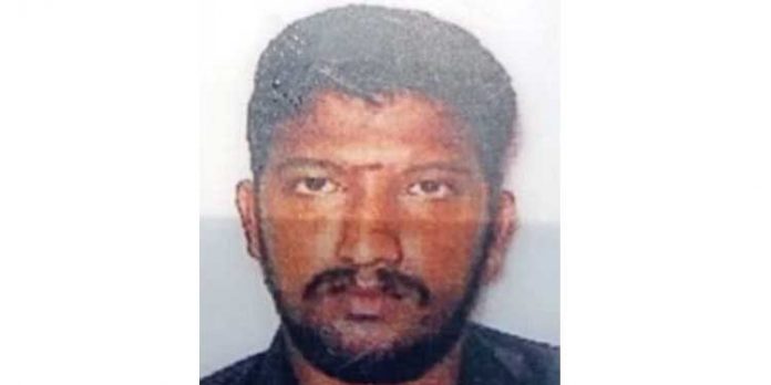 സദാചാരാ പോലീസ് ചമഞ്ഞ് ക്രൂരമായി മര്ദിച്ചെന്ന് ദമ്പതികള് ; പോലീസ് സുരേഷിനെ ക്രൂരമായി മര്ദ്ദിച്ചു കൂട്ടുപ്രതി : സംഭവം ലോക്കപ്പ് മരണമോ? സദാചാരാ പോലീസ് ചമഞ്ഞ് ക്രൂരമായി മര്ദിച്ചെന്ന് ദമ്പതികള് ; പോലീസ് സുരേഷിനെ ക്രൂരമായി മര്ദ്ദിച്ചു കൂട്ടുപ്രതി : സംഭവം ലോക്കപ്പ് മരണമോ?