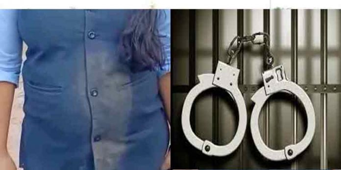 ഗര്ഭിണിയുടെ വയറ്റില് ചവിട്ടി പരിക്കേല്പ്പിച്ച സംഭവം മൂന്നു പേര് അറസ്റ്റില് ഗര്ഭിണിയുടെ വയറ്റില് ചവിട്ടി പരിക്കേല്പ്പിച്ച സംഭവം മൂന്നു പേര് അറസ്റ്റില്