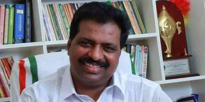 കെ – റെയില് സര്വെക്കെത്തിയ ഉദ്യോഗസ്ഥരെ കയ്യേറ്റം ചെയ്യാന് ശ്രമം ; കൊടിക്കുന്നിലിനെതിരെ ജാമ്യമില്ലാ കേസ് കെ – റെയില് സര്വെക്കെത്തിയ ഉദ്യോഗസ്ഥരെ കയ്യേറ്റം ചെയ്യാന് ശ്രമം ; കൊടിക്കുന്നിലിനെതിരെ ജാമ്യമില്ലാ കേസ്