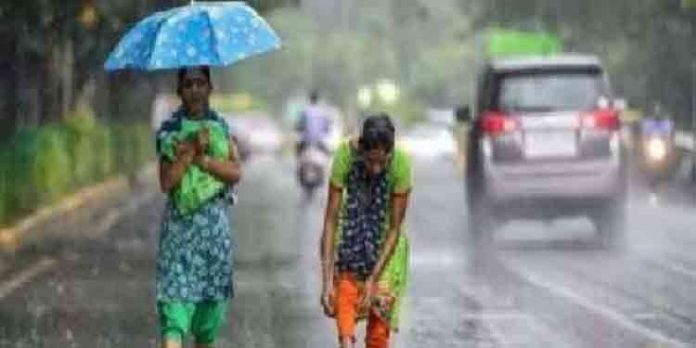 ന്യൂനമര്ദ്ദം ; കേരളത്തില് ശക്തമായ മഴയ്ക്ക് സാധ്യത ന്യൂനമര്ദ്ദം ; കേരളത്തില് ശക്തമായ മഴയ്ക്ക് സാധ്യത