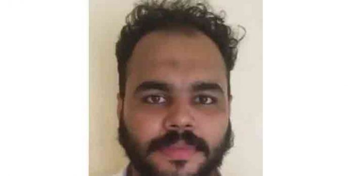 സിനിമാ നിര്മാതാവിനെ വെടിവെച്ച് കൊലപ്പെടുത്താന് ശ്രമിച്ച കേസിലെ പ്രതികളില് മൂന്നാമനും പിടിയിലായി സിനിമാ നിര്മാതാവിനെ വെടിവെച്ച് കൊലപ്പെടുത്താന് ശ്രമിച്ച കേസിലെ പ്രതികളില് മൂന്നാമനും പിടിയിലായി