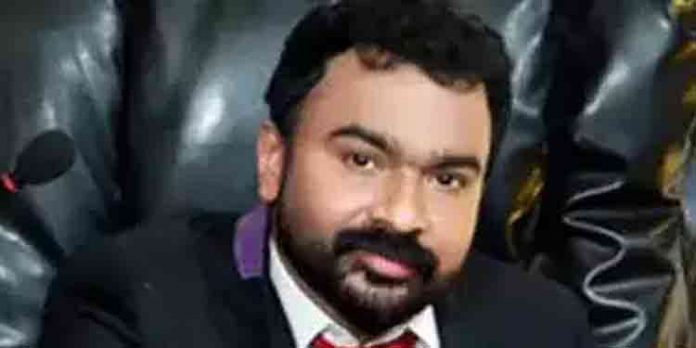 മോന്സന് മാവുങ്കല് പോക്സോ കേസ് ; ജാമ്യാപേക്ഷ ഇന്ന് പരിഗണിക്കും മോന്സന് മാവുങ്കല് പോക്സോ കേസ് ; ജാമ്യാപേക്ഷ ഇന്ന് പരിഗണിക്കും